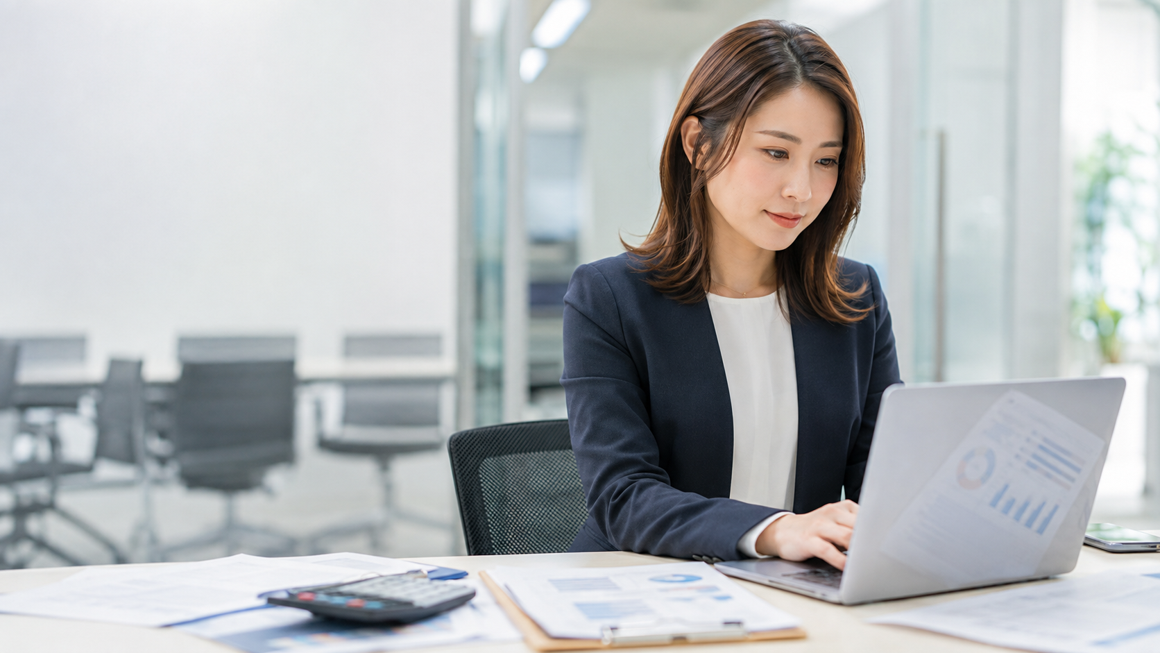 採用コストを削減するには？求人媒体・人材紹介に依存しないChatGPT時代の直接採用戦略